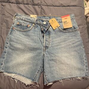 Levi's Women's 501 mid thigh shorts